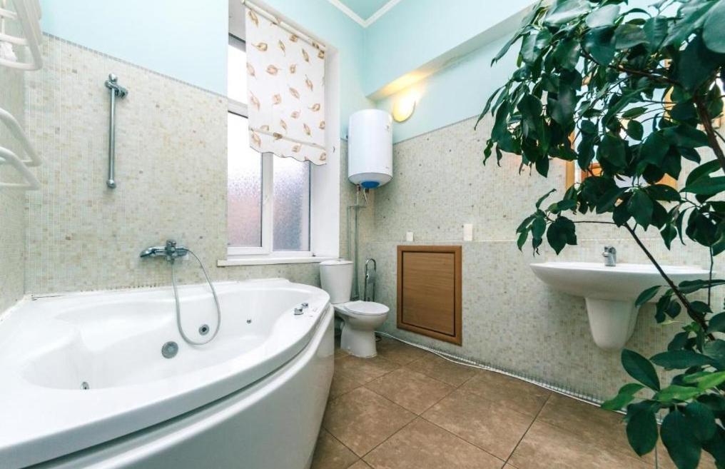 Apartment - Independence Square Киев Экстерьер фото