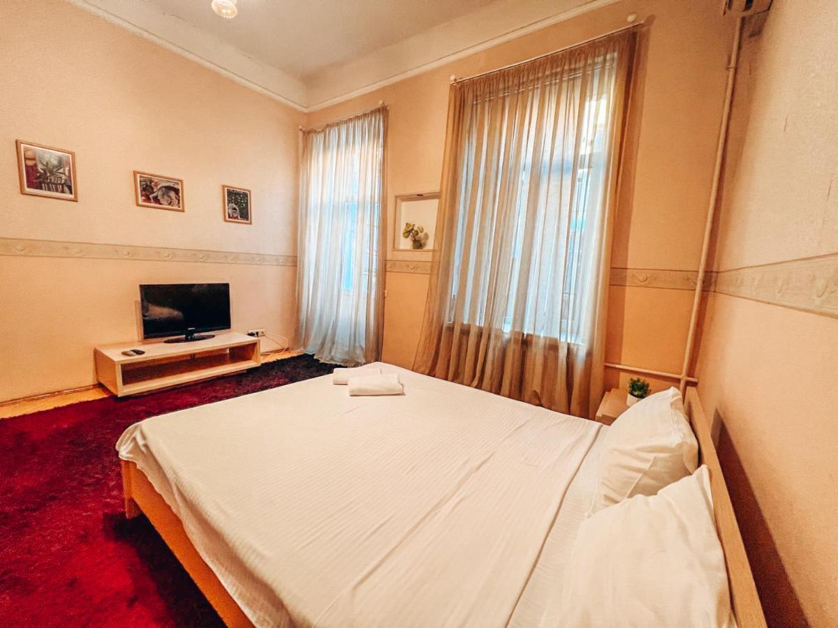 Apartment - Independence Square Киев Экстерьер фото