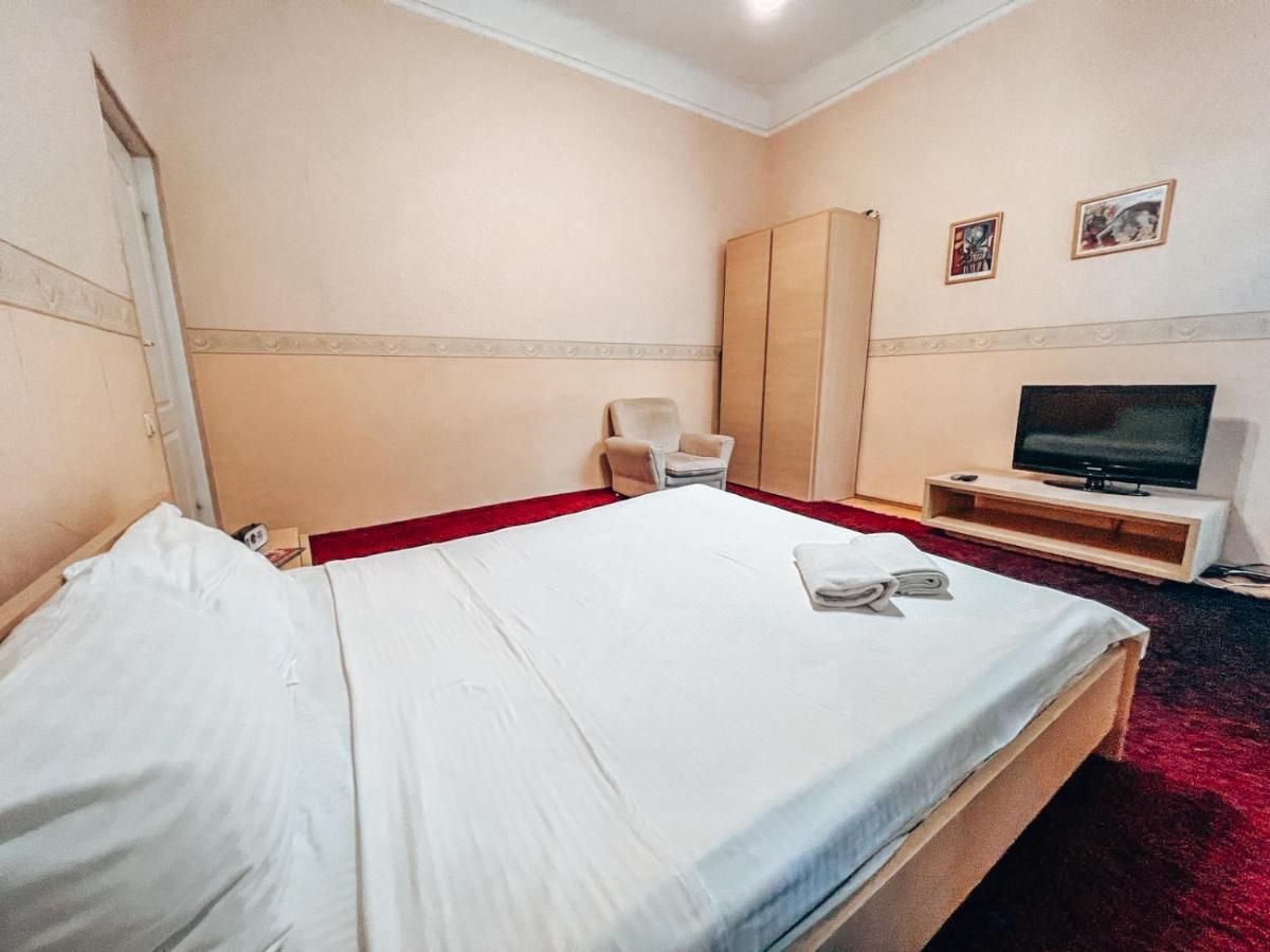 Apartment - Independence Square Киев Экстерьер фото